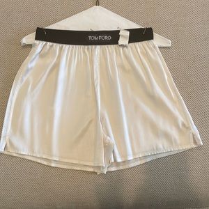 Authentic Tom Ford Satin shorts. White sz Xsmall